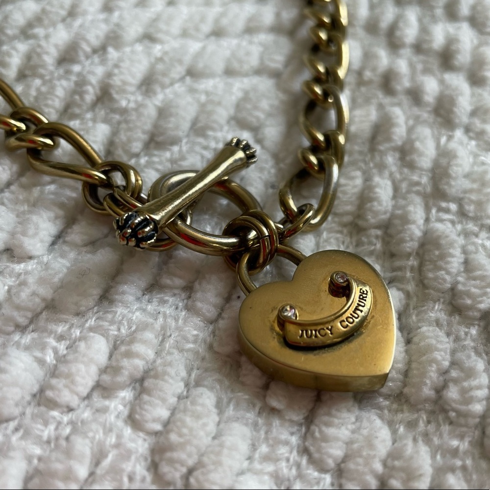 Juicy Couture Vintage Chunky Gold Heart Charm Chain Link Necklace